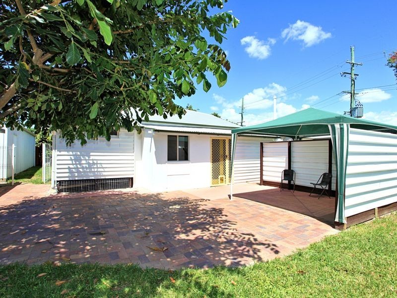 33 Burnett Street, Bundaberg South QLD 4670
