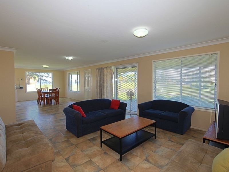 1 Sea Esplanade, Elliott Heads QLD 4670
