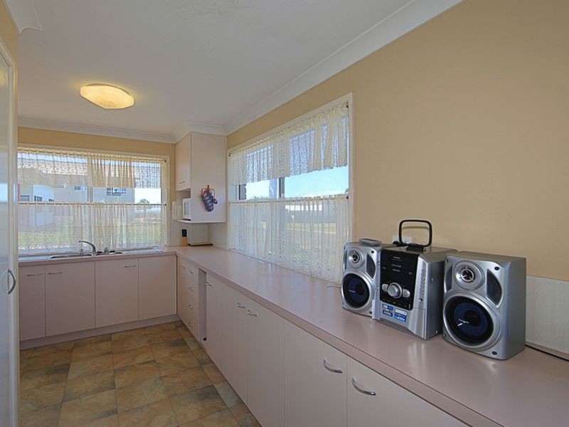 1 Sea Esplanade, Elliott Heads QLD 4670
