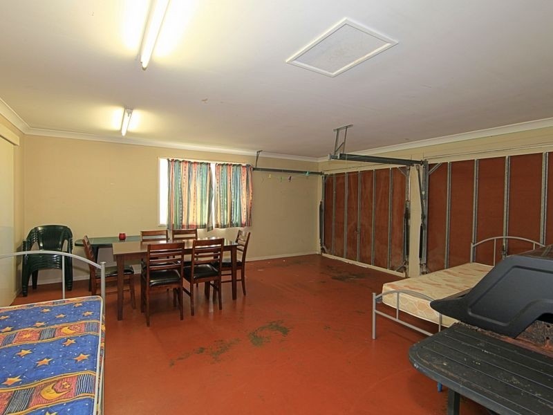 1 Sea Esplanade, Elliott Heads QLD 4670