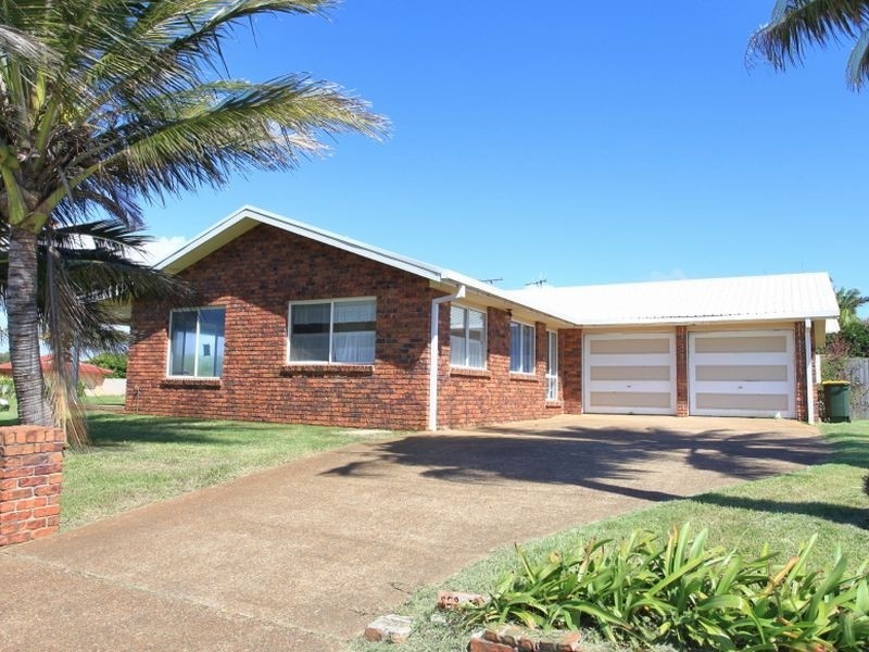 1 Sea Esplanade, Elliott Heads QLD 4670