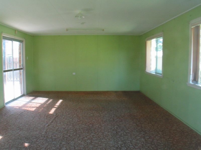 10 Barlow Street, Bundaberg North QLD 4670