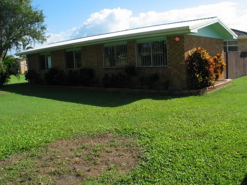 10 Barlow Street, Bundaberg North QLD 4670