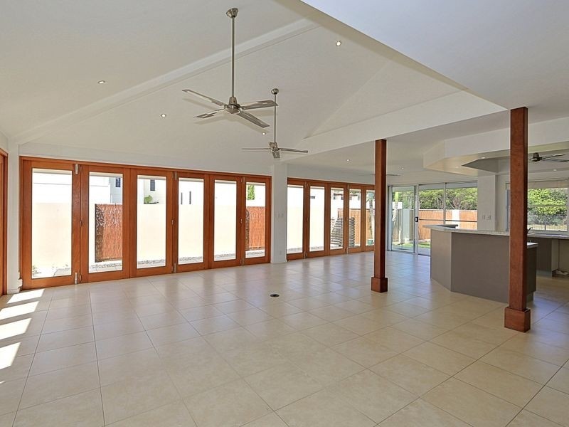 255-257 Woongarra Scenic Drive, Bargara QLD 4670