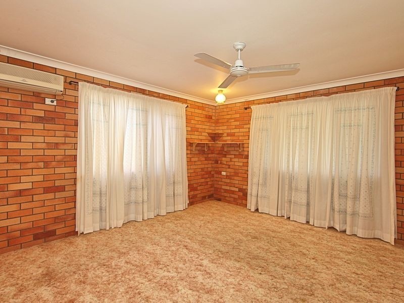 8 Chippindall Court, Avenell Heights QLD 4670