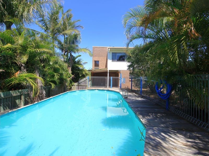 11 Anthonys Rest, Qunaba QLD 4670