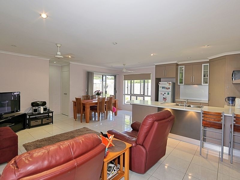 3/6 Theodore Street, Svensson Heights QLD 4670