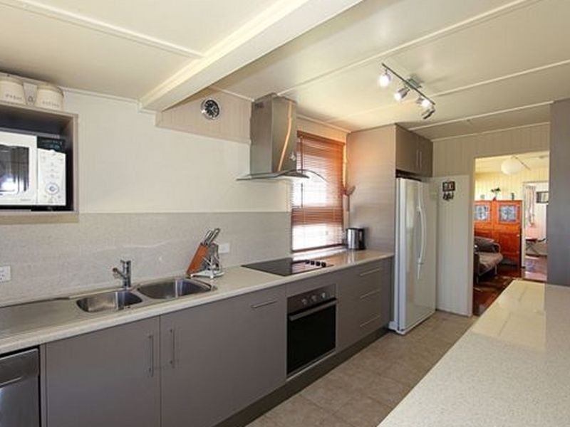 47 Gibsons Road, Burnett Heads QLD 4670