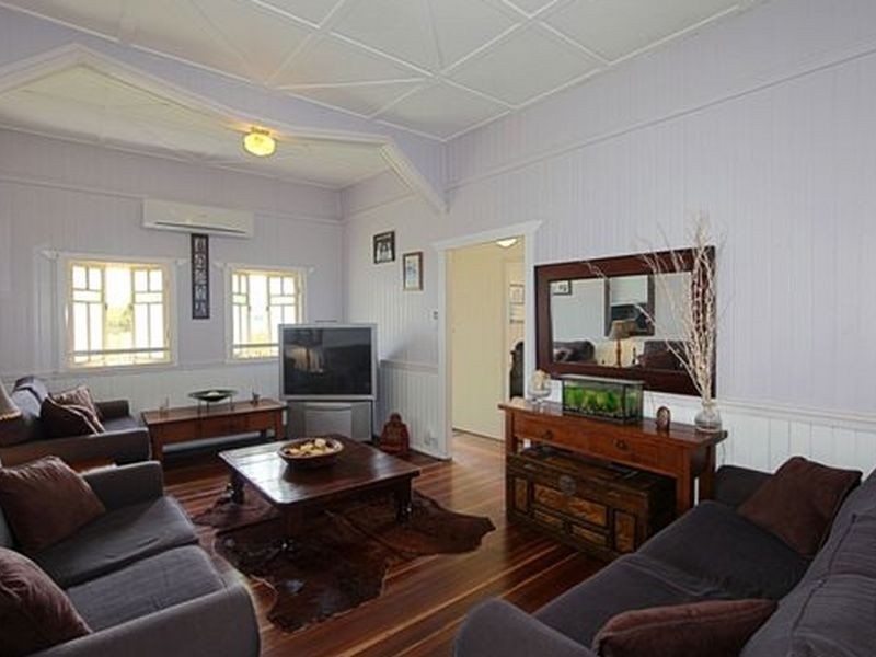 47 Gibsons Road, Burnett Heads QLD 4670