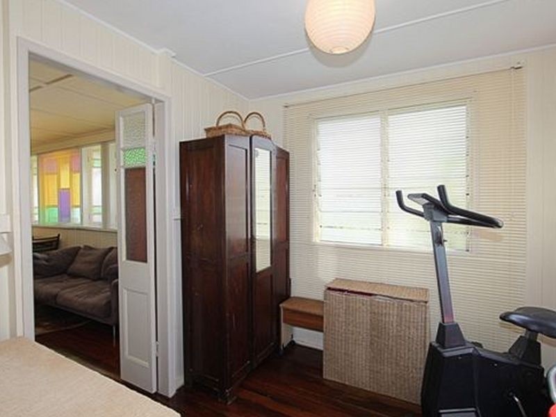 47 Gibsons Road, Burnett Heads QLD 4670