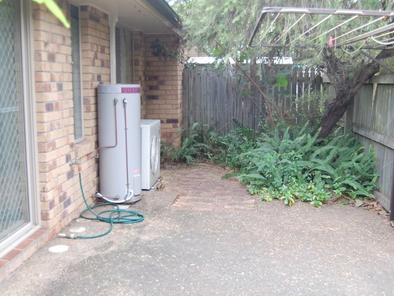 2/10 Branyan Street, Bundaberg West QLD 4670