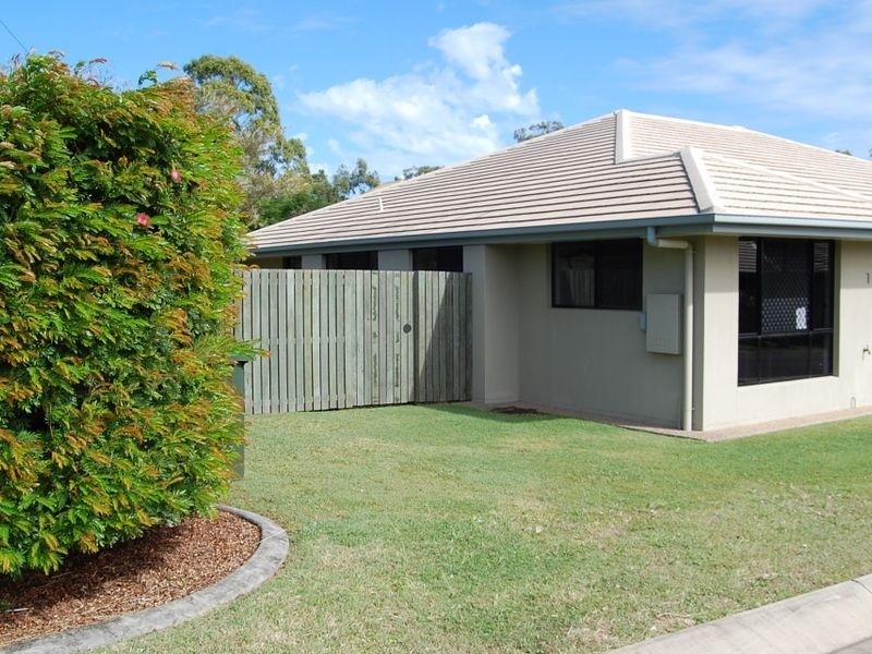 1/15a Avoca Street, Bundaberg West QLD 4670