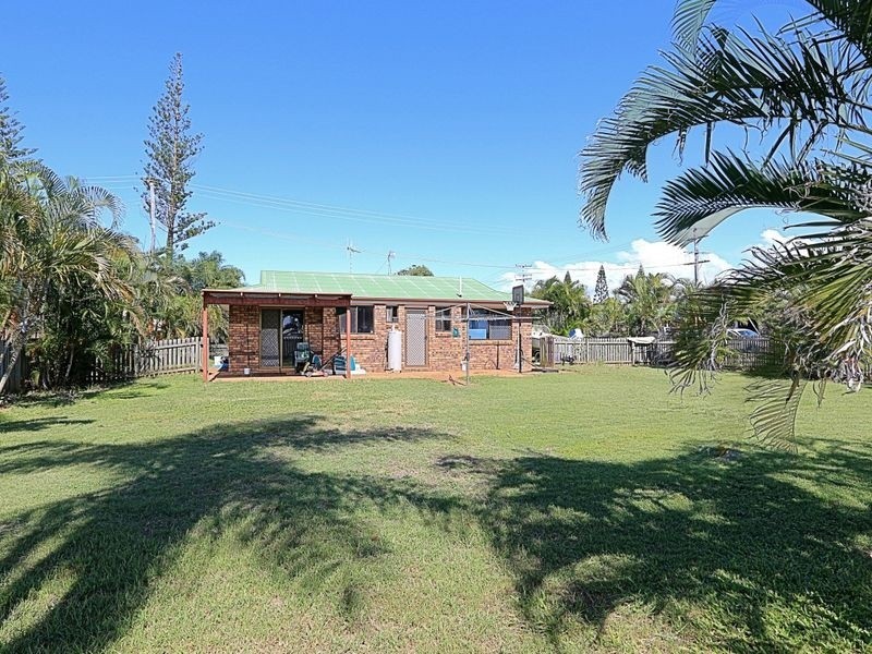 18 Knudsen Street, Elliott Heads QLD 4670