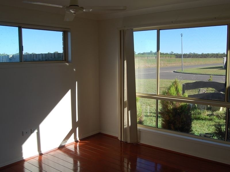 30 Clearview Avenue, Thabeban QLD 4670