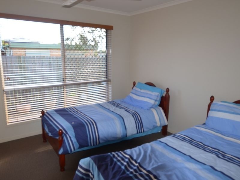 22 Schmidt Street, Kepnock QLD 4670