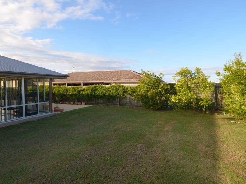 22 Schmidt Street, Kepnock QLD 4670