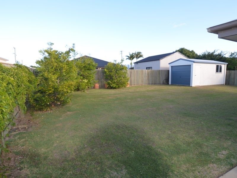 22 Schmidt Street, Kepnock QLD 4670