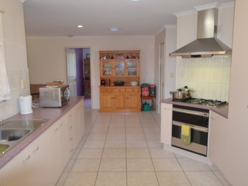 5 Bass Court, Bargara QLD 4670