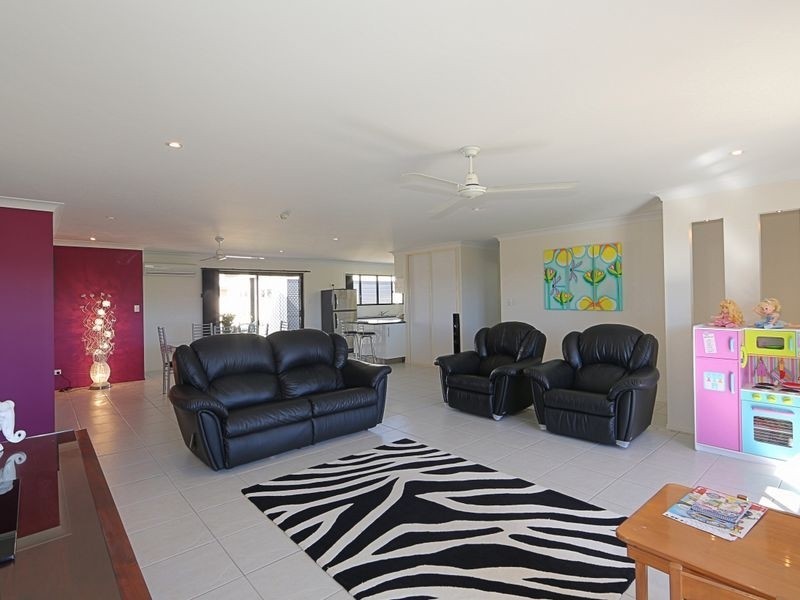 13 Dawson Avenue, Thabeban QLD 4670
