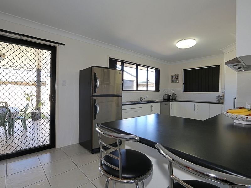 13 Dawson Avenue, Thabeban QLD 4670