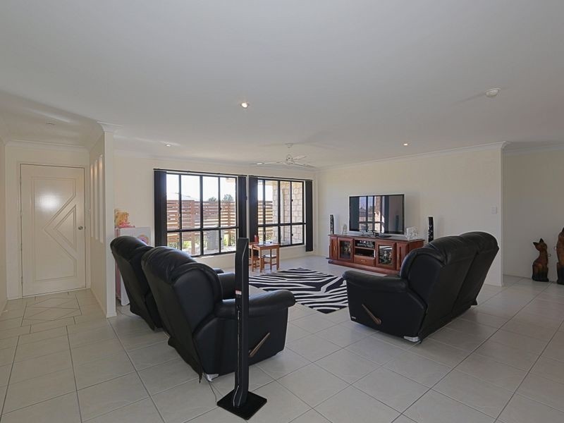 13 Dawson Avenue, Thabeban QLD 4670