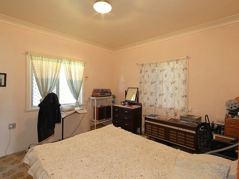 17 Lloyd Street, Walkervale QLD 4670