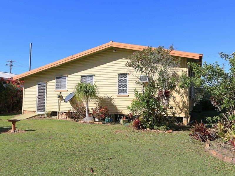 17 Lloyd Street, Walkervale QLD 4670