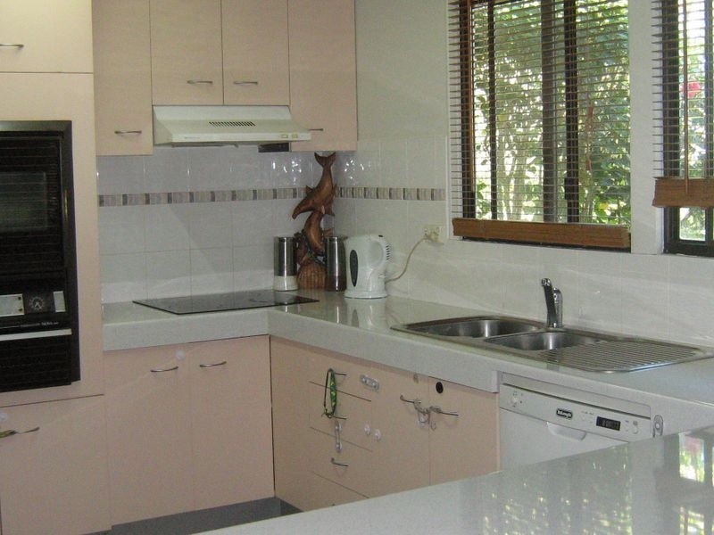 27 Baldwin Crescent, Avoca QLD 4670