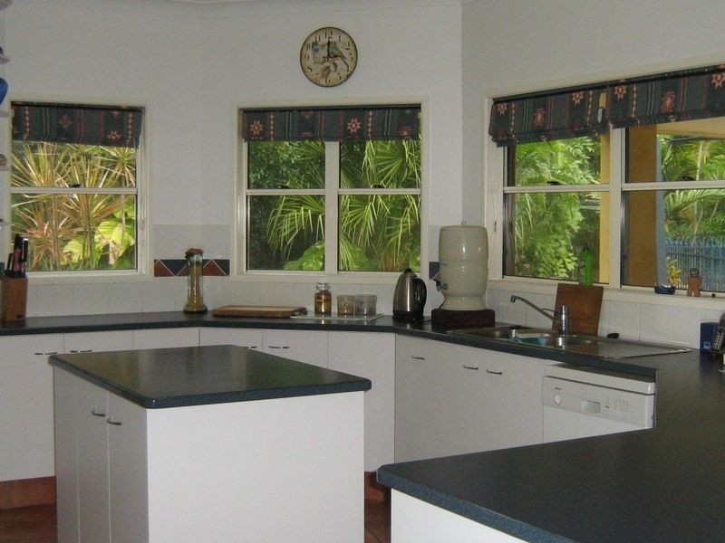 Moore Park Beach QLD 4670