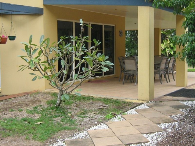 Moore Park Beach QLD 4670