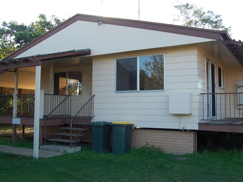 11 Bullpitt Street, Avenell Heights QLD 4670