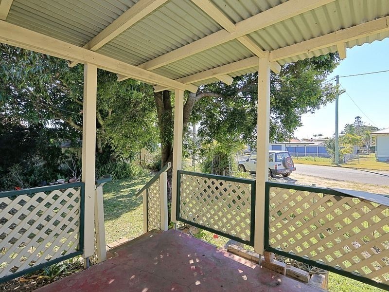 19 Maynard Street, Walkervale QLD 4670
