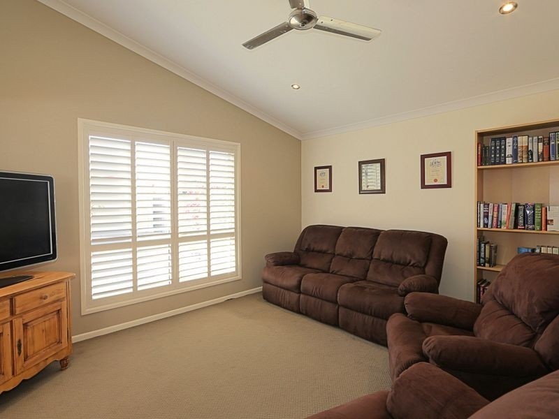 4 Castaway Close, Bargara QLD 4670
