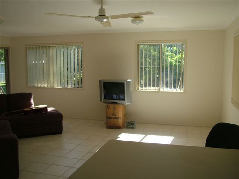 54 Kendalls Road, Avoca QLD 4670