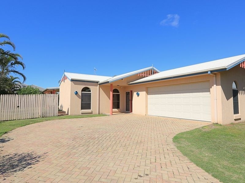 8 Coral Court, Bargara QLD 4670