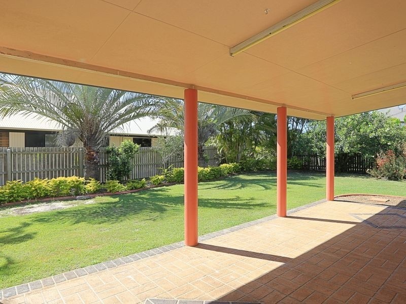 8 Coral Court, Bargara QLD 4670