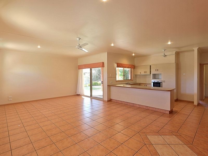 8 Coral Court, Bargara QLD 4670