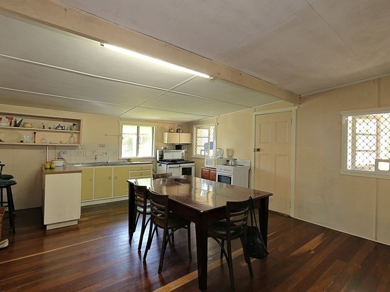 1 & 2/117 Rangeview Road, Gin Gin QLD 4671