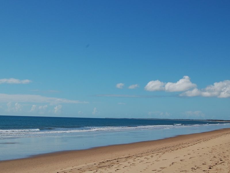 11 Poinciana Court, Moore Park Beach QLD 4670