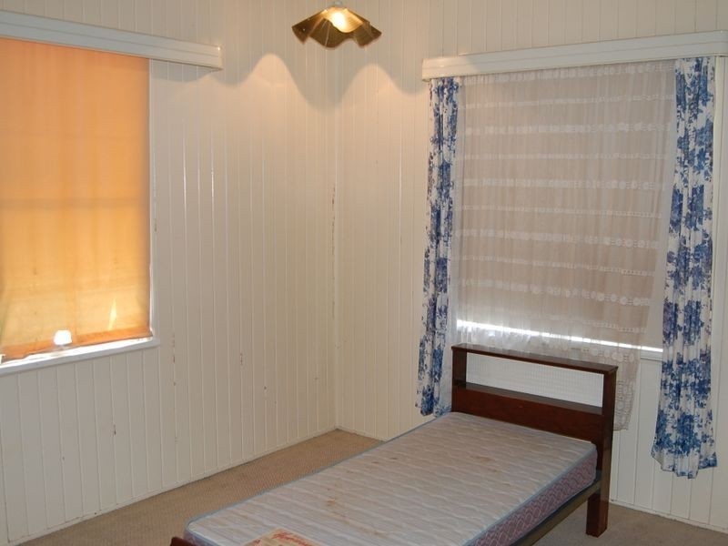 3 Griffith Street, Bundaberg South QLD 4670