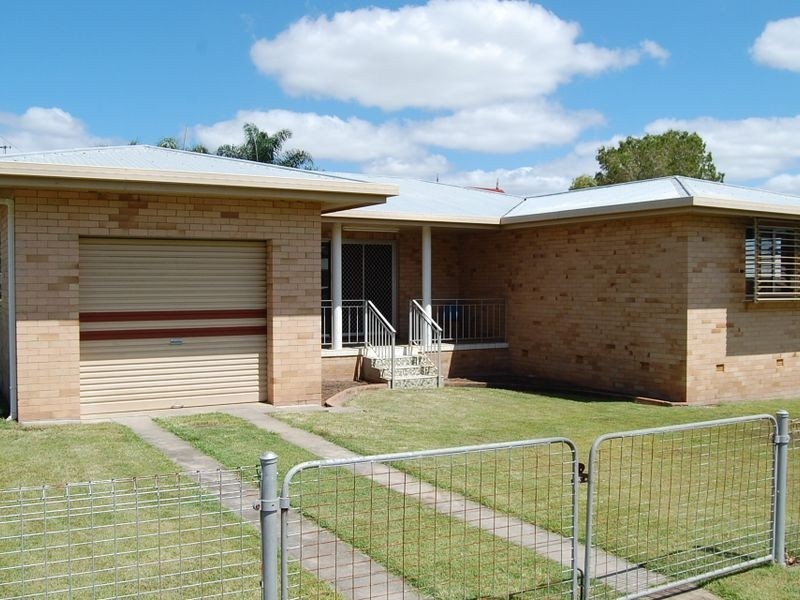 5 Arthur Street, Bundaberg South QLD 4670