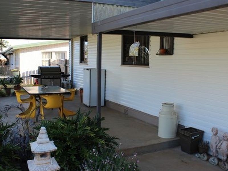 Avenell Heights QLD 4670
