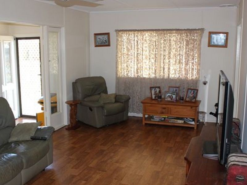 Avenell Heights QLD 4670