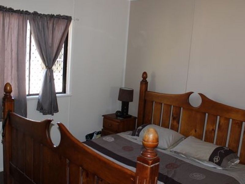 Avenell Heights QLD 4670