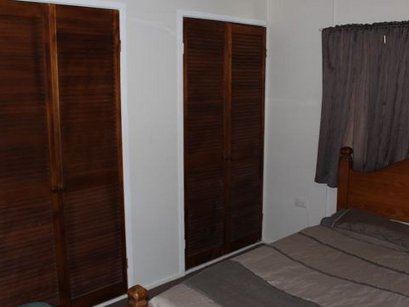 Avenell Heights QLD 4670