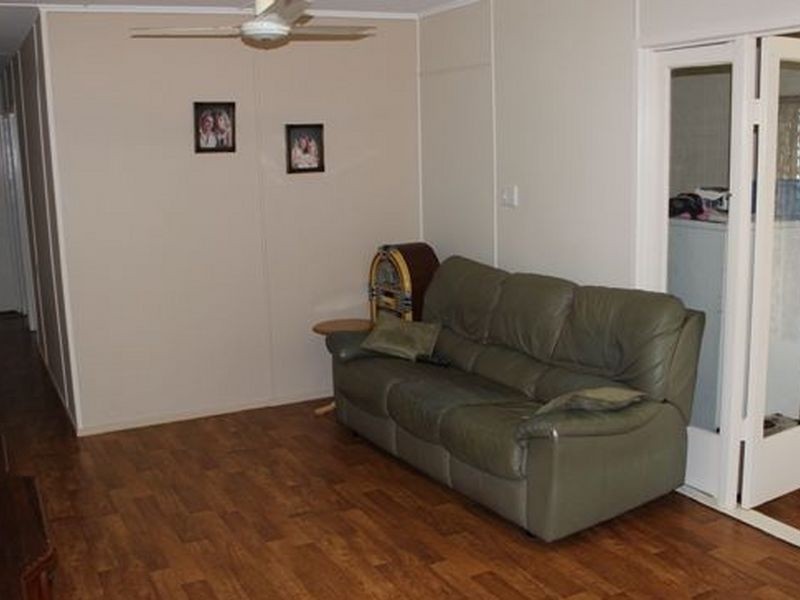 Avenell Heights QLD 4670