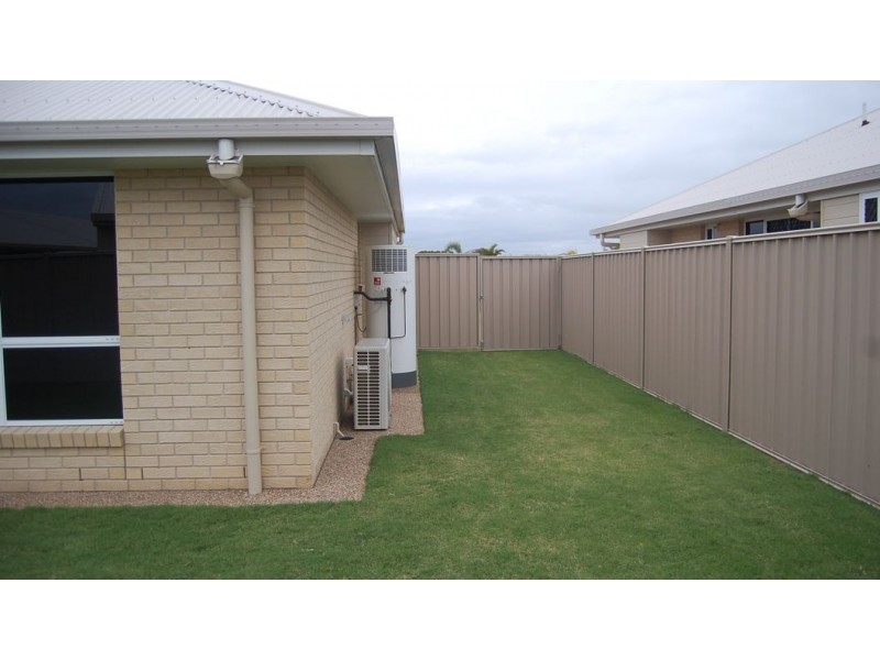 148 McCarthy Street, Avenell Heights QLD 4670