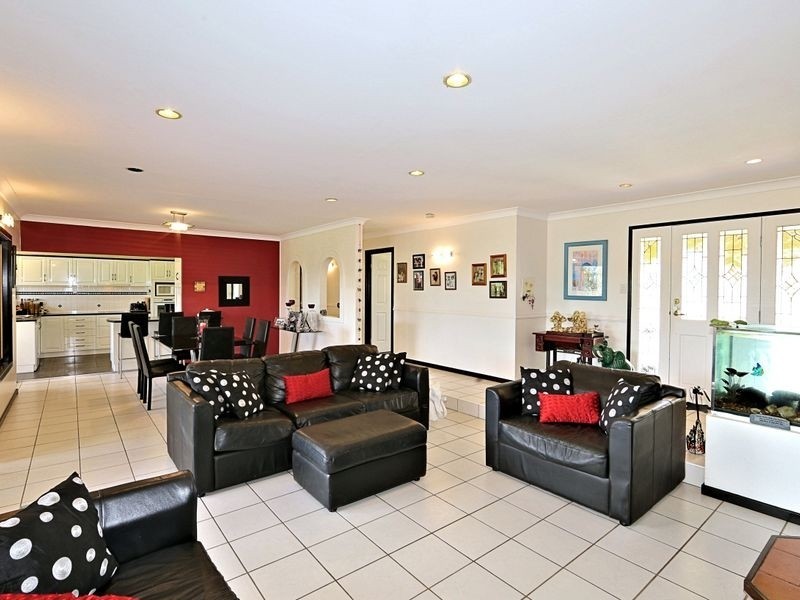 67 Stevenson Street, Kepnock QLD 4670