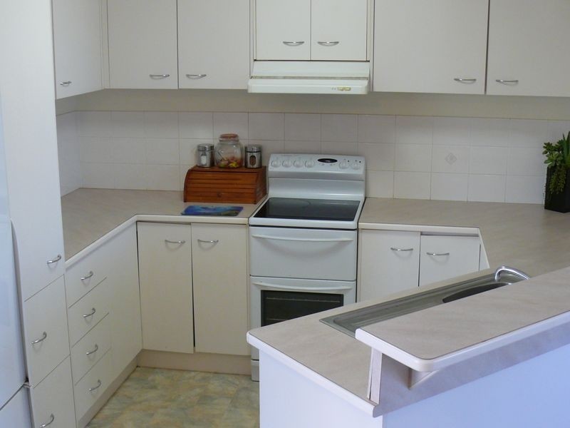 5 Pettigrew Drive, Kalkie QLD 4670