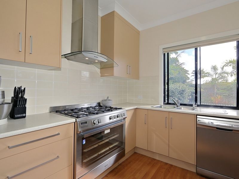 12 Reddan Street, Bundaberg South QLD 4670